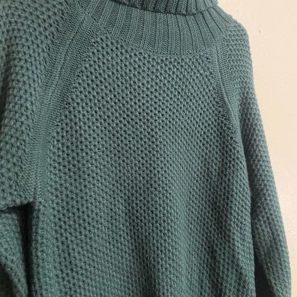 Doe & Rae Sweater/Size L/Color Green - Picture 4 of 7
